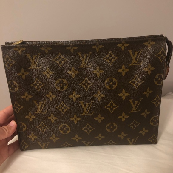 Louis Vuitton Handbags - Authentic Louis Vuitton Toiletry 26